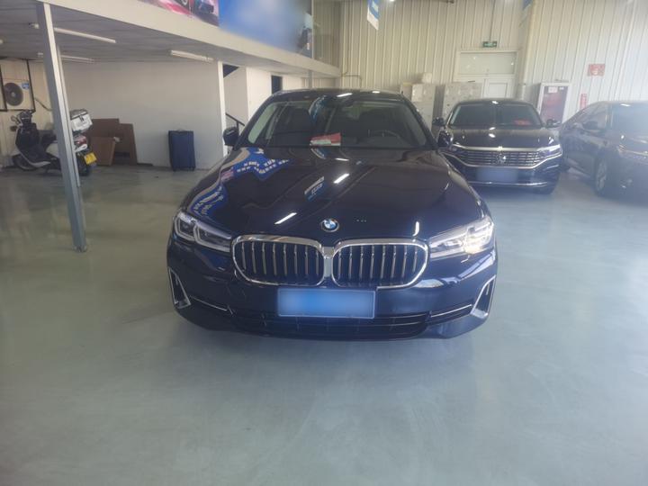 5 Series 2022 Facelift 530Li Leading Luxury photo 2