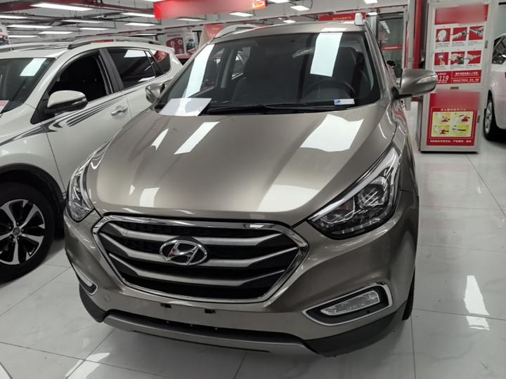 ix35 2015 2.0L AT RWD Smart IV photo 2