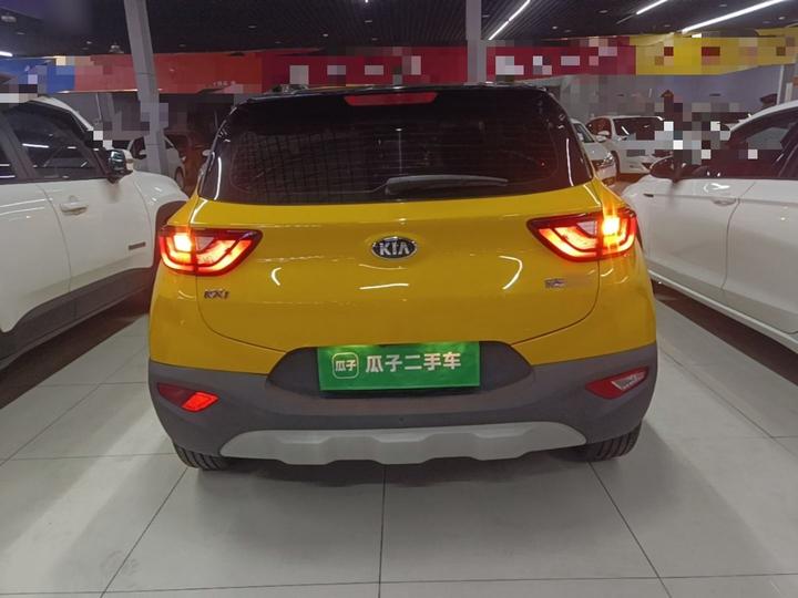 Stonic 2021 1.4L CVT photo 3