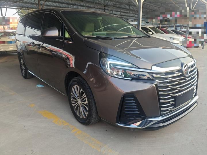 GL8 2023 Facelift Luxury photo 3