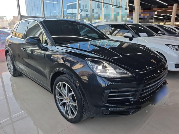 2019 Cayenne 3.0T photo 3