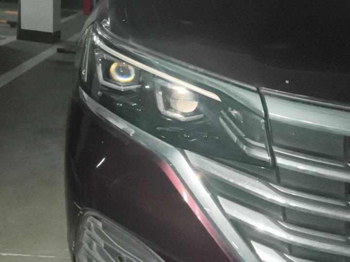 Viloran 2022 380TSI Flagship photo 7