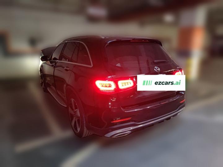 GLC 2022 Facelift GLC 300 L 4MATIC Dynamic Edition photo 4