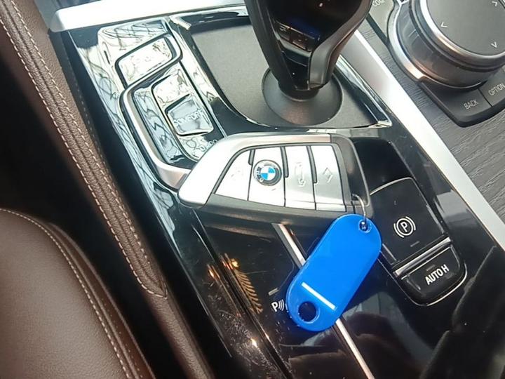 5 Series 2023 Facelift 530Li Leading M Sport Package photo 8