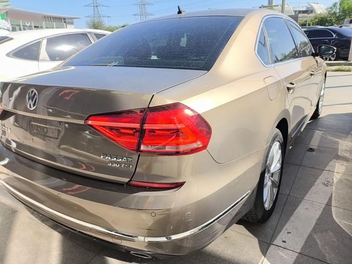 Passat 2017 330TSI DSG photo 4