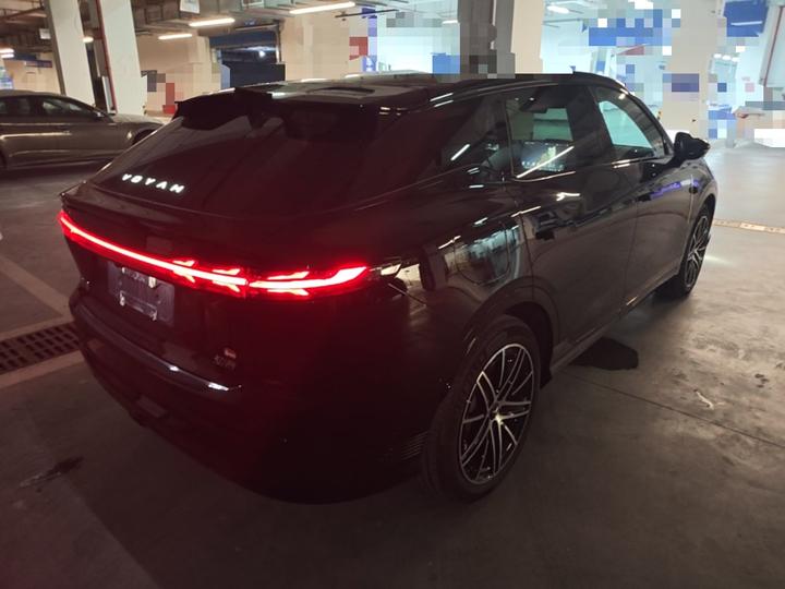 Voyah 2025 AWD Qiankun photo 4