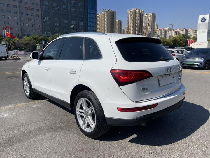 Q5 2017 Plus 40 TFSI Tech photo 4