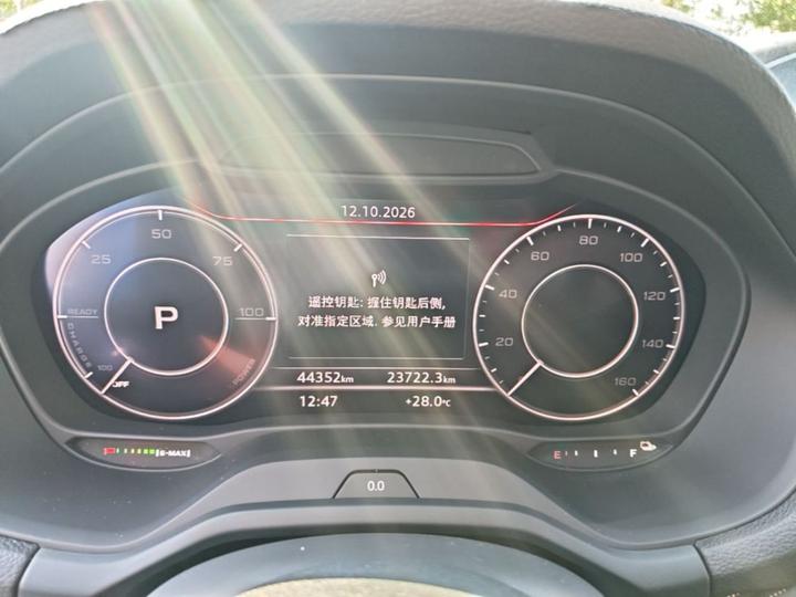 Q2L e-tron 2019 Q2L e-tron EV photo 7