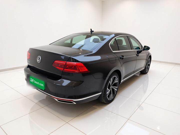 Magotan 2021 330TSI DSG 30 Anniversary Edition photo 6