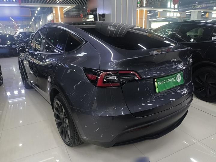 Model Y 2022 Long Range AWD photo 4