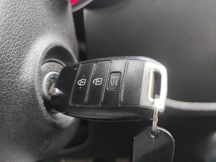 K2 2017 Sedan 1.4L AT GLS photo 8