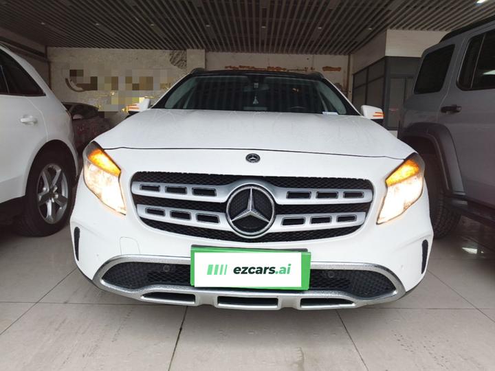 GLA 2018 GLA 200 Dynamic photo 2