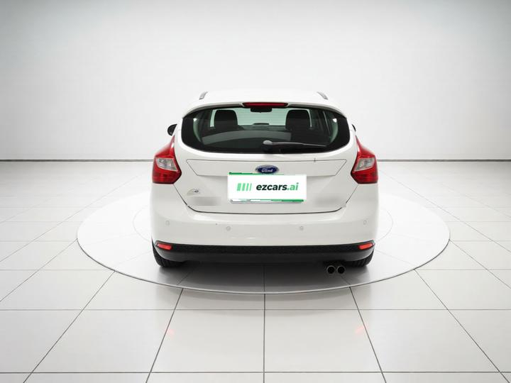 Focus 2012 Hatchback 1.6L AT Comfort photo 5