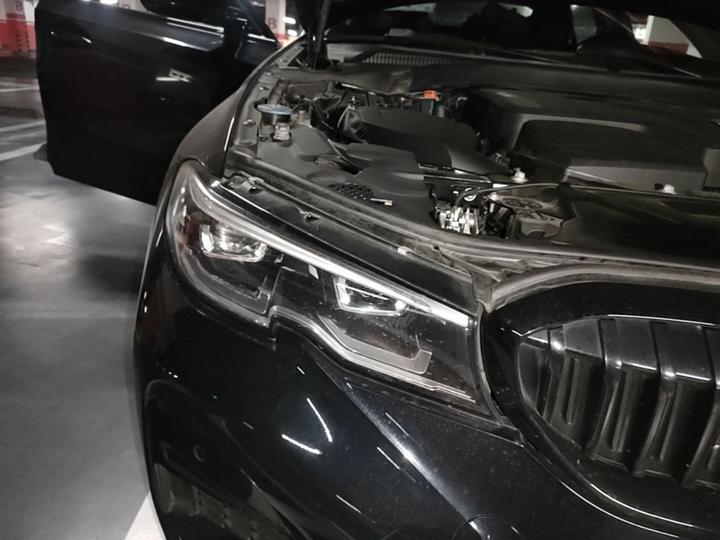 3 Series 2021 325i M M Sport Night Package photo 7