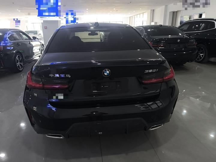 3 Series 2024 325i M Sport Package photo 3