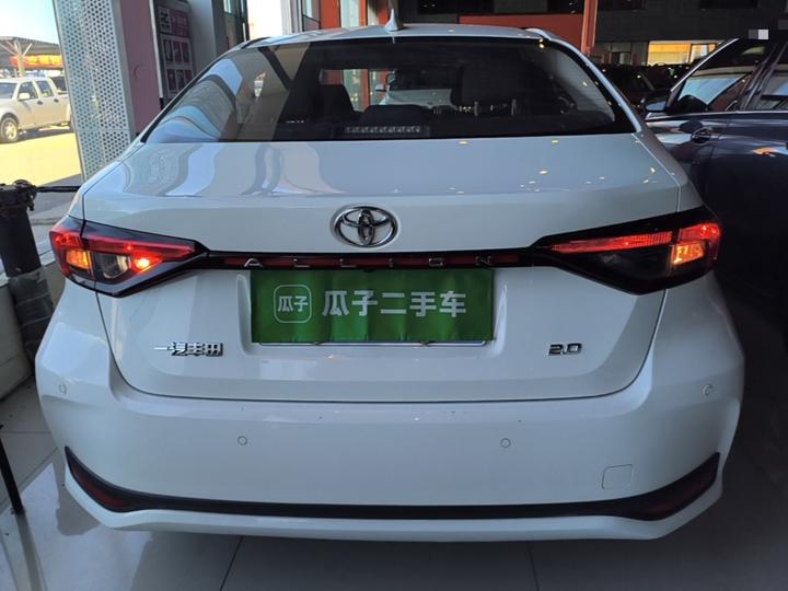 2022 2.0L Elite photo 3