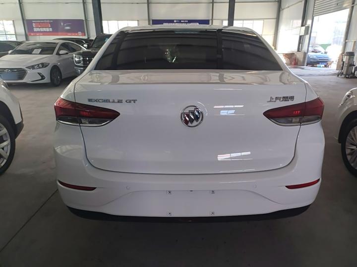 Excelle 2021 Facelift Classic 1.5L AT Elite photo 5