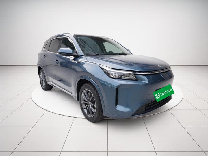 Bluelectric E5 PLUS 2025 120km Standard Wagon 7-Seater photo 3