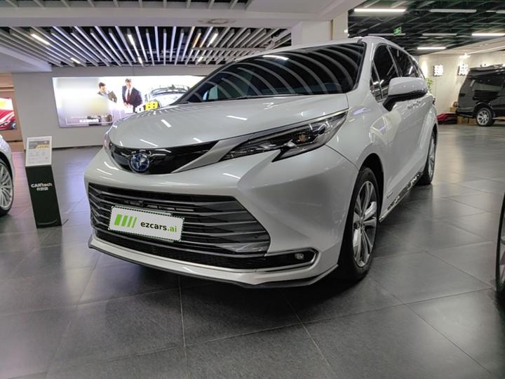 Sienna 2023 2.5L Hybrid Premium