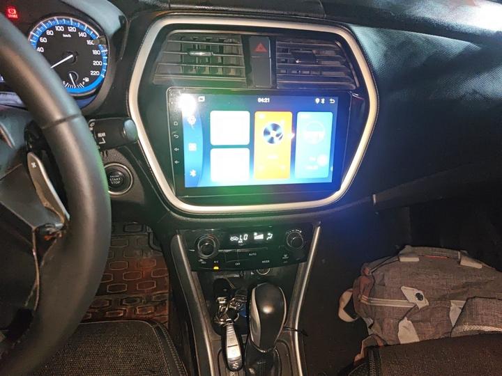 2014 1.6L CVT RWD Elite photo 5