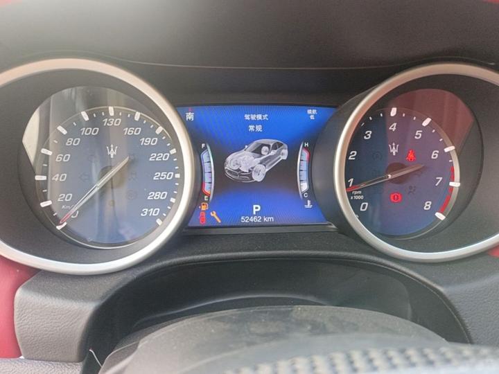 Ghibli 2017 3.0T Standard photo 7