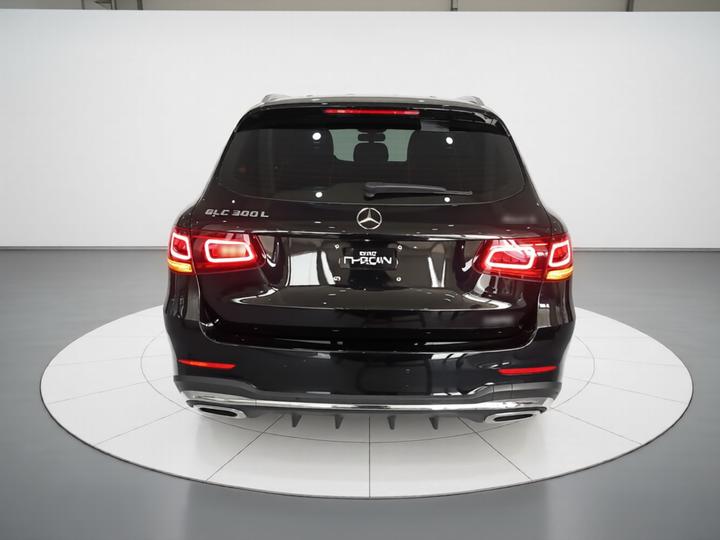 GLC 2022 Facelift GLC 300 L 4MATIC Dynamic photo 3