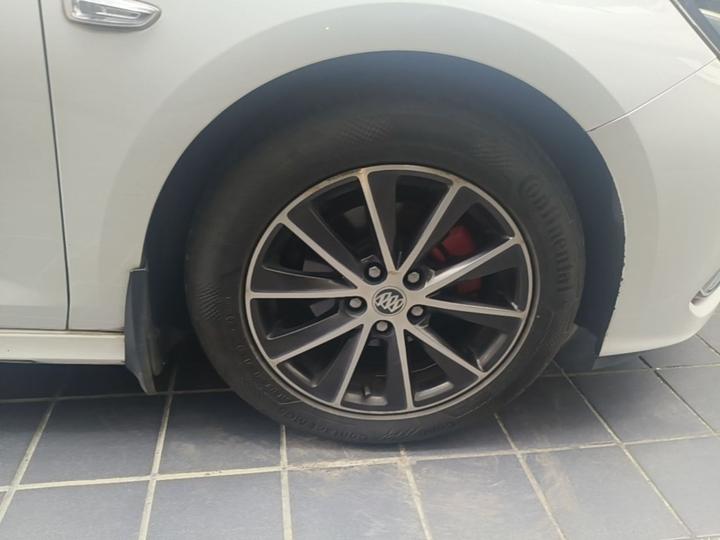 Verano 2016 Hatchback GS 20T DCT Sport photo 8