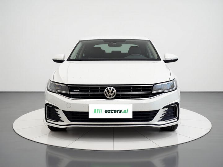 Bora EV 2020 photo 2