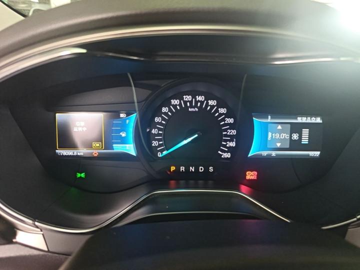 Mondeo 2013 2.0L GTDi200 Luxury photo 7