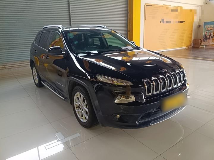 Cherokee 2016 2.4L Leading photo 3