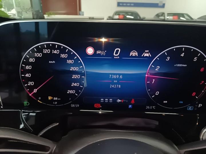 E-Class 2024 E 300 L Luxury Sport photo 7