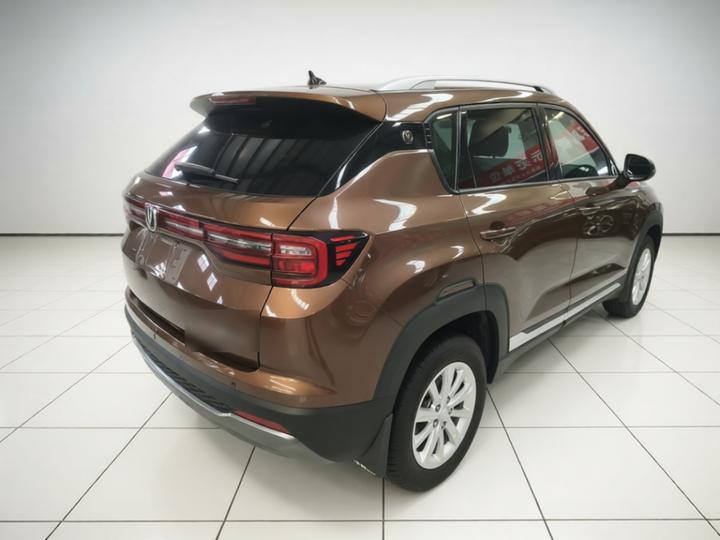 CS35PLUS 2021 1.6L MT Elite photo 6