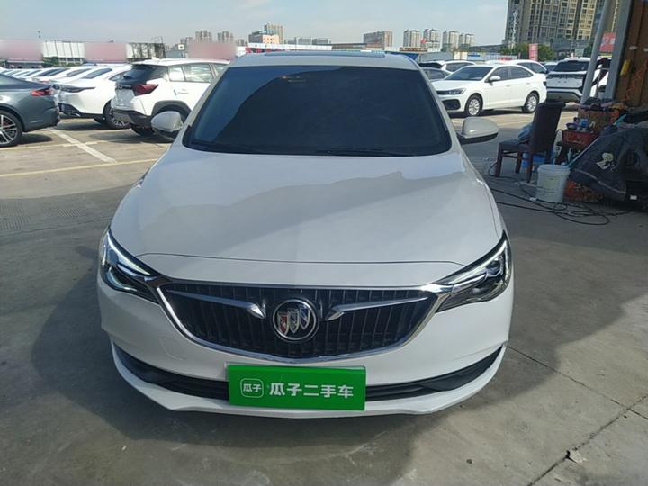 Excelle 2021 Facelift Classic 1.5L AT Elite photo 2