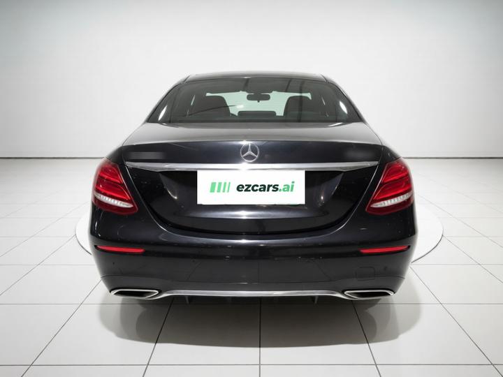 E-Class 2018 Facelift E 200 L Sport 4MATIC photo 5