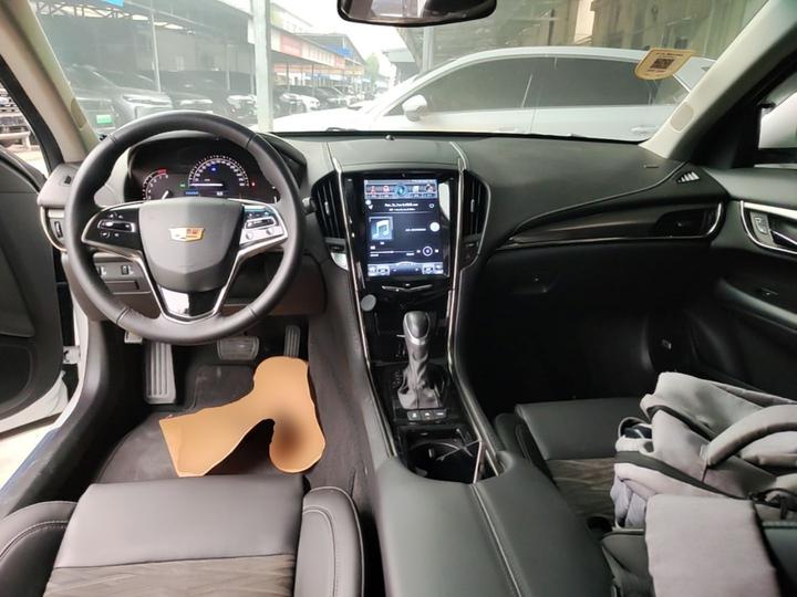 ATS-L 2017 28T Tech photo 2