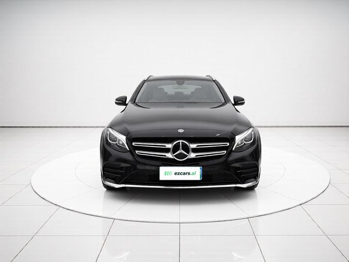 GLC 2019 GLC 260 L 4MATIC Dynamic photo 2