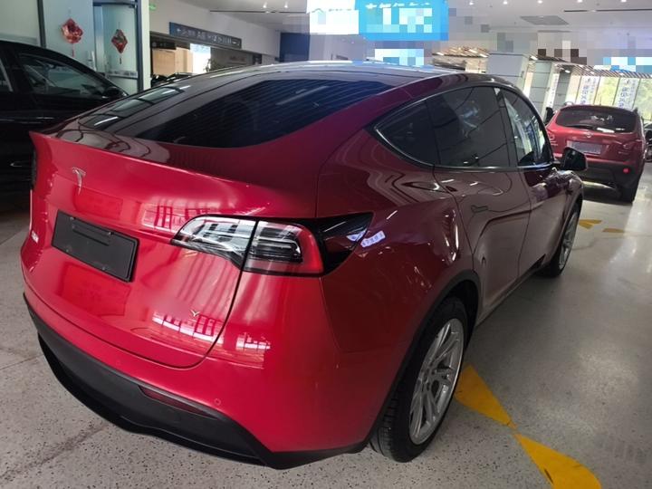 Model Y 2022 Facelift RWD photo 4