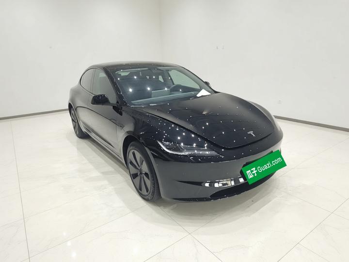 Model 3 2023 RWD photo 3