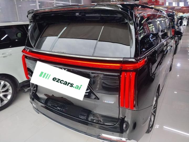 2023 AWD Flagship photo 5
