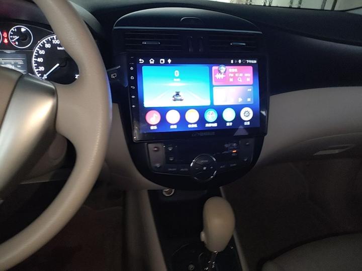 Tiida 2014 1.6L CVT Smart photo 8