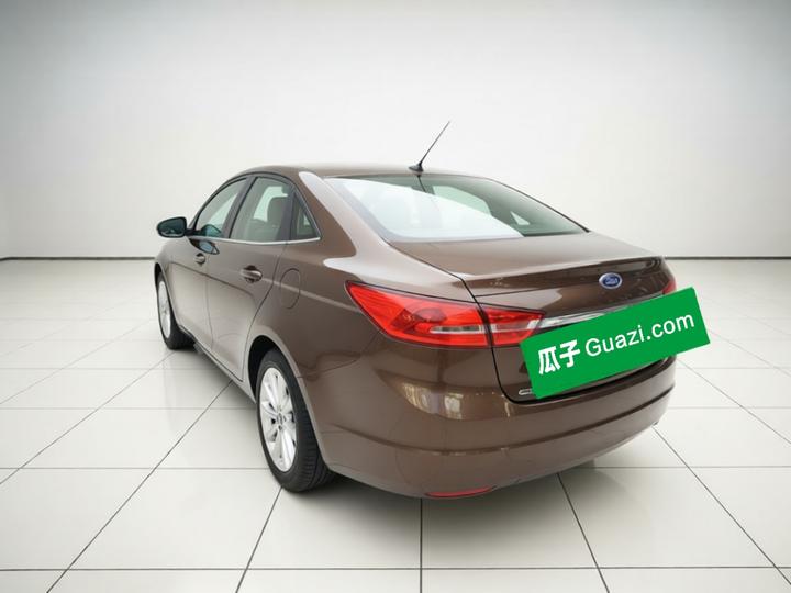 Escort 2015 1.5L AT Fashion photo 4
