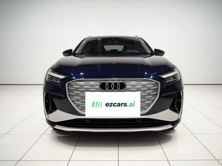 Q4 e-tron 2023 40 e-tron photo 2