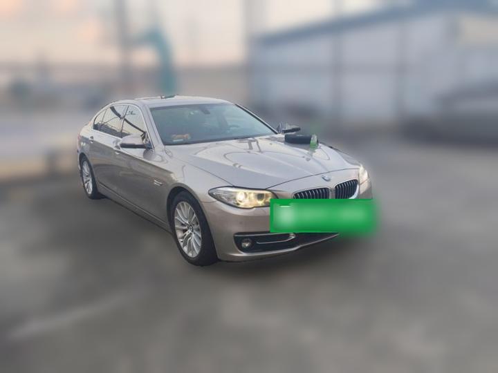 5 Series 2017 525Li Luxury Design Package photo 3