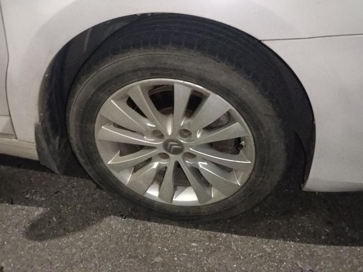 2014 VTS 1.6L MT photo 8