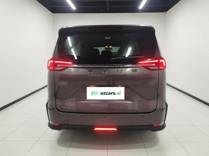 MAXUS EUNIQ 5 2020 Facelift Comfort 7-Seater photo 3