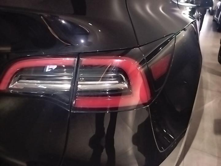 Model Y 2021 Standard Range RWD photo 7