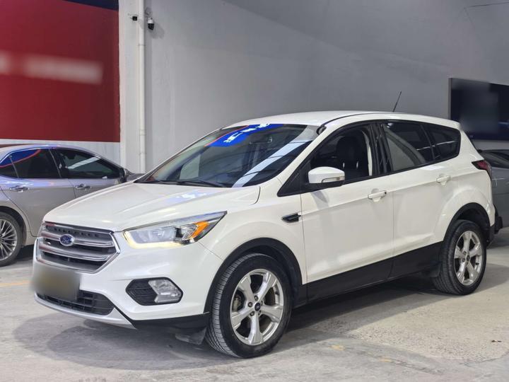 Kuga 2017 EcoBoost 180 RWD