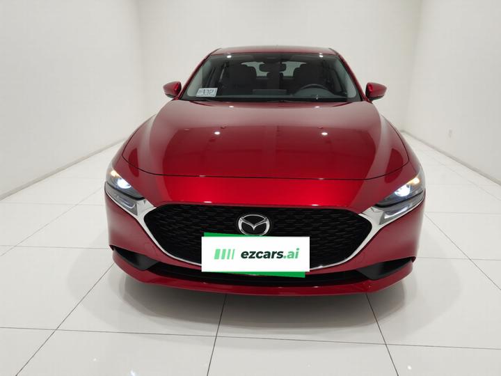 3 Axela 2021 2.0L AT photo 2