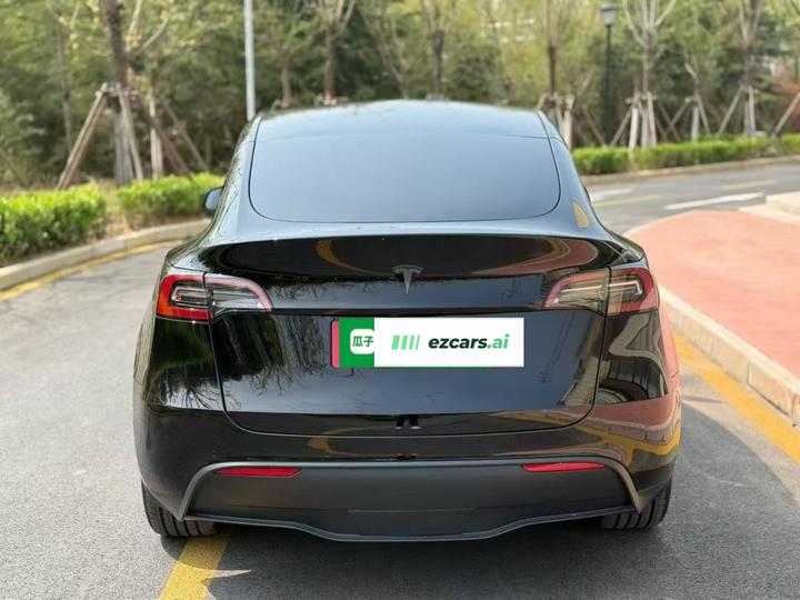 Model Y 2022 Facelift Long Range AWD photo 5