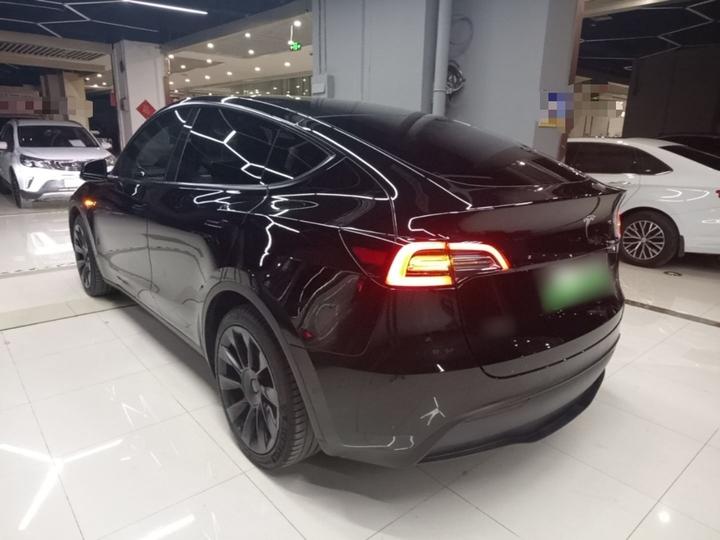 Model Y 2022 Facelift Long Range AWD photo 4